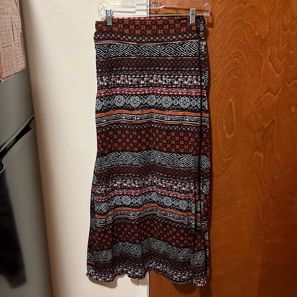 Mandy K boho patterned maxi skirt-EUC - Picture 2 of 6